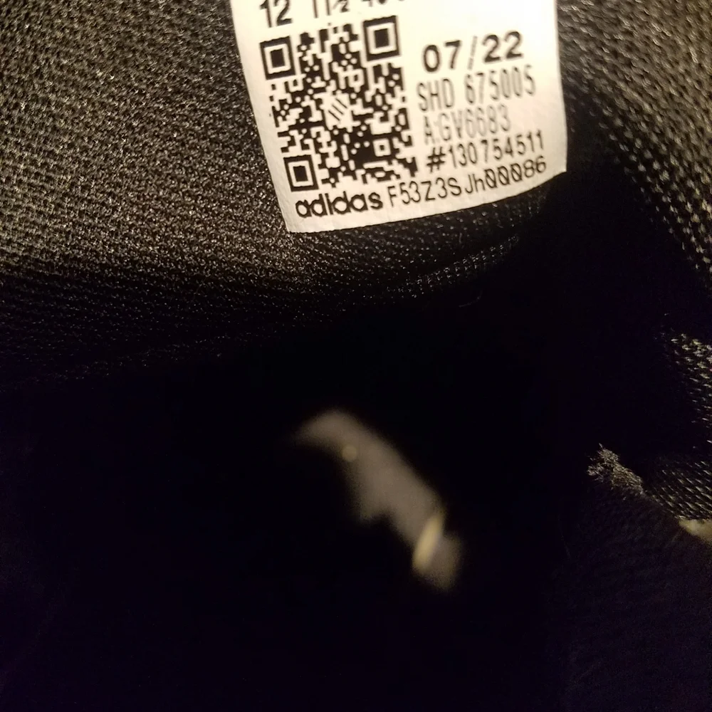 Men Adidas Hoops Mid Triple Black Shoes Sneakers Size 12 - Picture 5 of 8